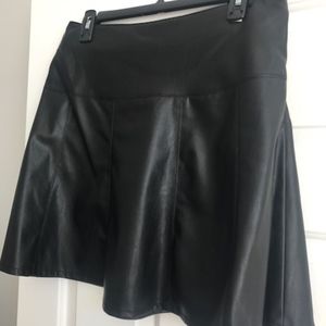 Ann TaylorBlack Leather A-Line Mini Skirt - Size 6